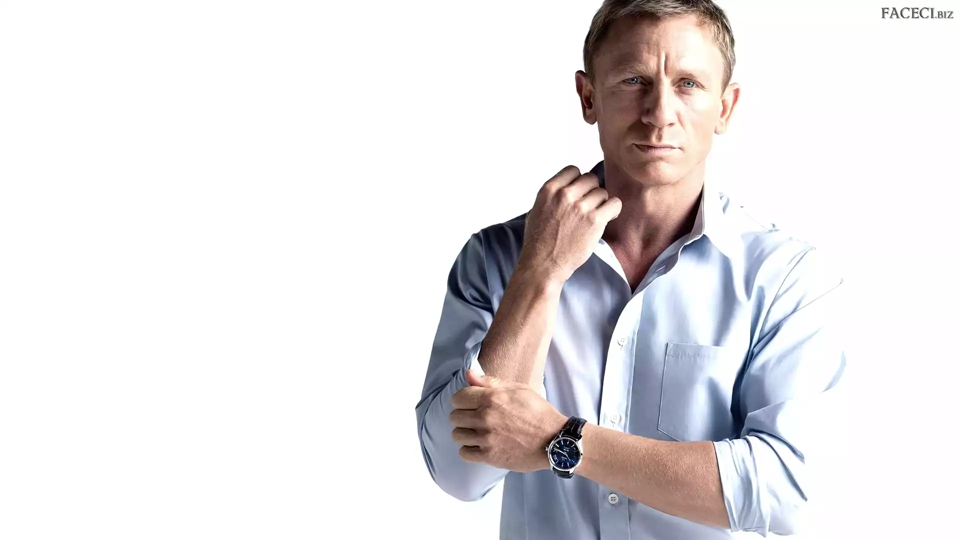 Koszula, Daniel Craig, Aktor